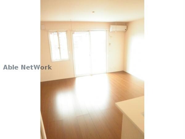 物件内観写真6　(日差しが差し込みます)