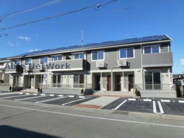 外観(外観からも日当たりの良さが分かります)