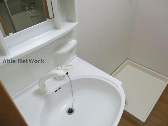 物件内観写真6　(うれしい独立洗面台)