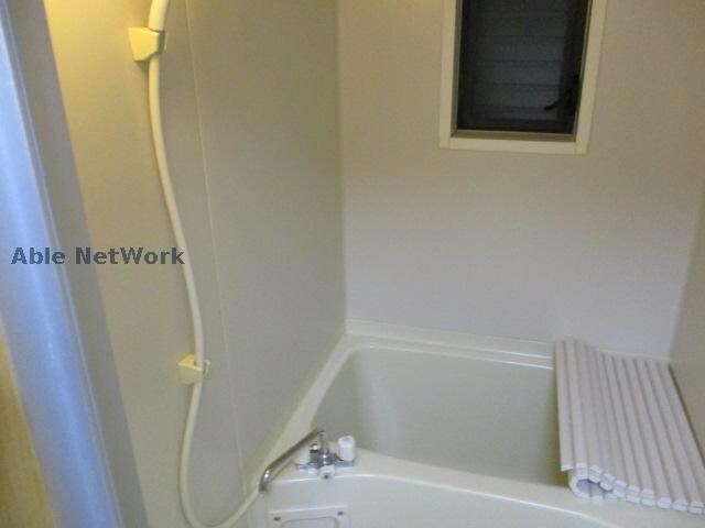 物件内観写真9　(ゆったりバスルーム)