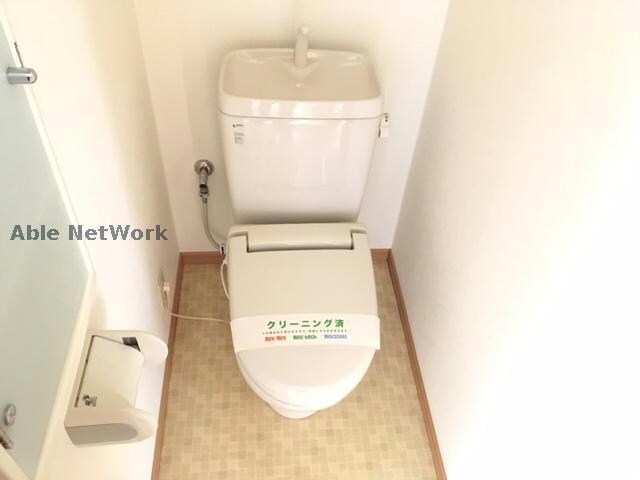 物件内観写真7　(きれいなトイレです)