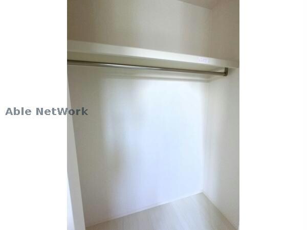 物件内観写真11　(安心の収納量)