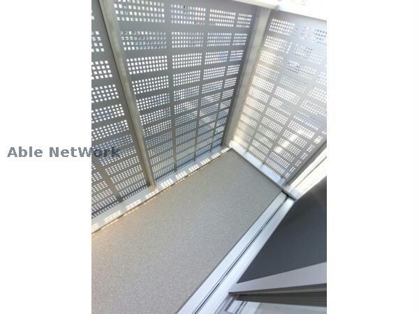 物件内観写真13　(南向きバルコニー)