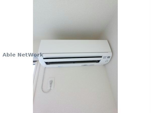 空調設備(エアコンは必需品)