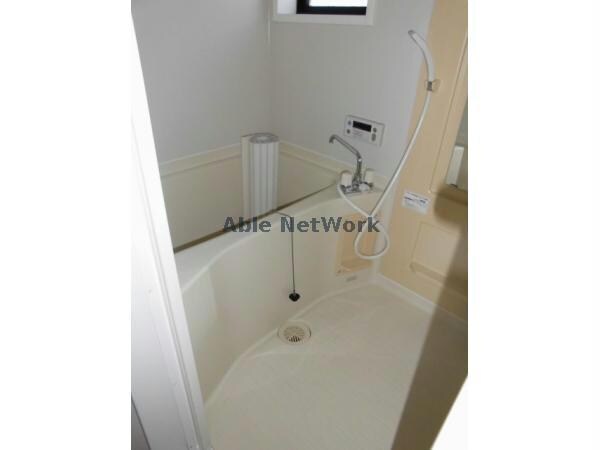 物件内観写真8　(ゆったり疲れを癒せます)