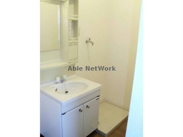 物件内観写真10　(嬉しい独立洗面台)