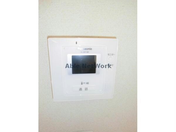 物件内観写真14　(TVモニター付きインターホン)