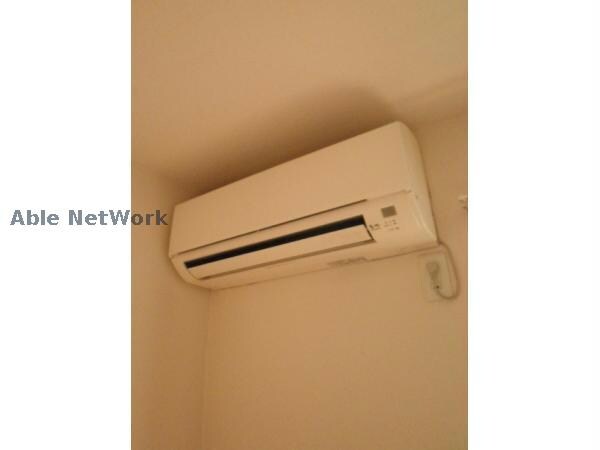 物件内観写真14　(エアコンは必需品)