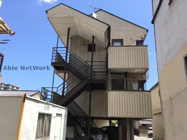 物件外観写真2　(景色に調和してます)