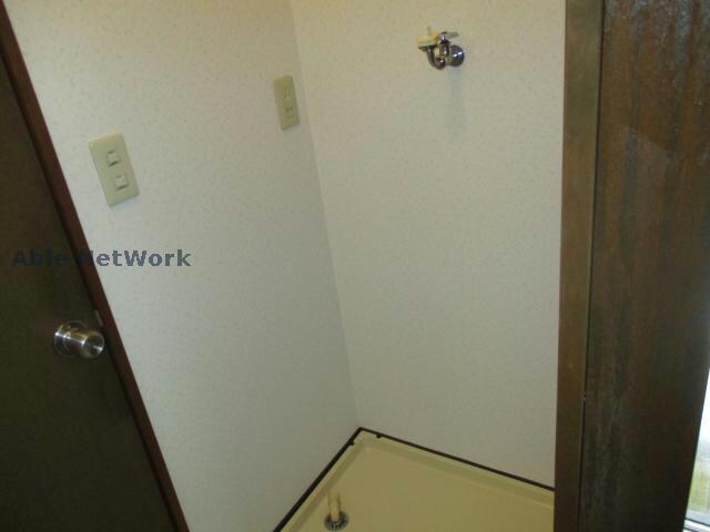 物件内観写真5　(室内洗濯機置き場)