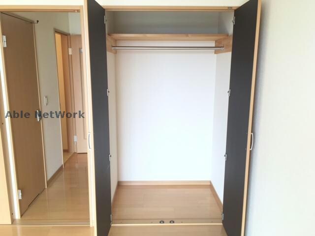 物件内観写真8　(安心の収納量です！)