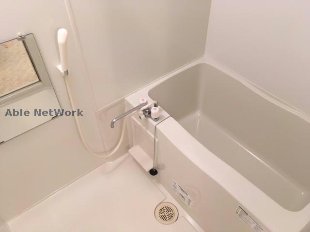 物件内観写真10　(ゆったり疲れを癒せます)