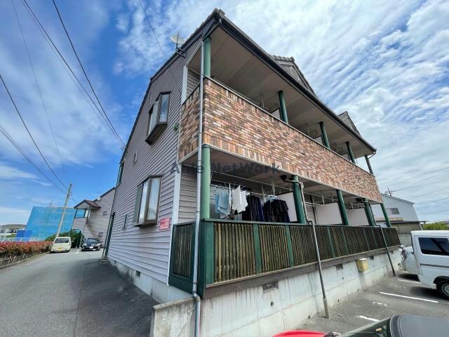 物件外観写真1　(おしゃれな外観です)