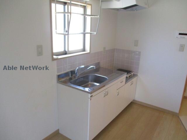 物件内観写真8　(使いやすいキッチンです)