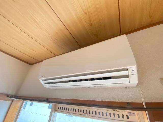 物件内観写真7　(エアコンきれいです)