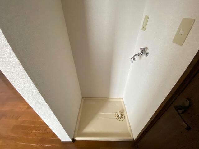 物件内観写真12　(室内洗濯機置き場)