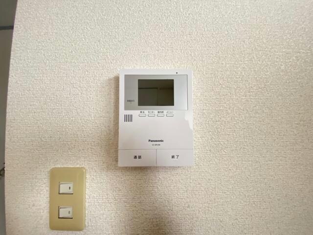 物件内観写真13　(テレビドアホンです)