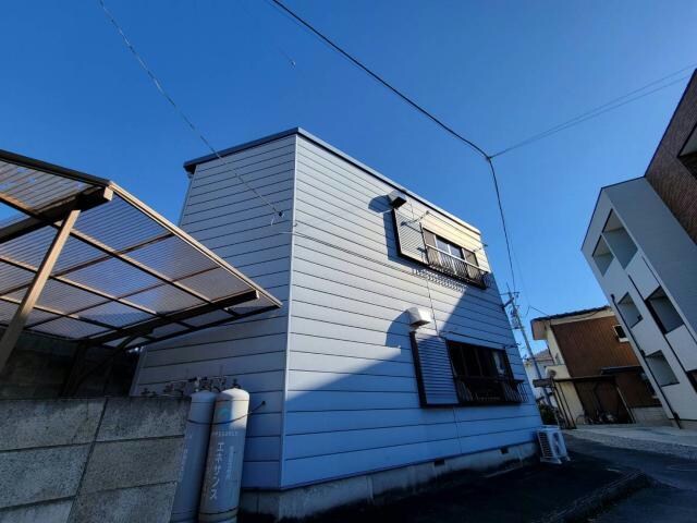 物件外観写真2　