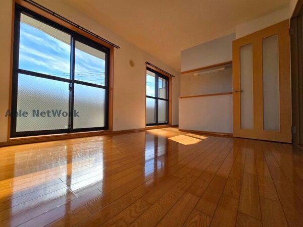 リビングダイニング