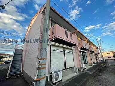 物件外観写真2　(外観からも日当たりの良さが分かります)