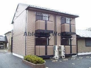 物件外観写真1　(きれいな外観です)