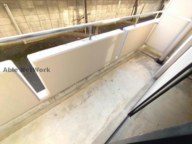 物件内観写真14　(洗濯物も十分干せます)