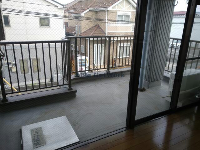 物件内観写真5　(洗濯物も十分干せます)