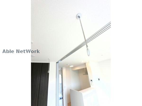 物件内観写真12　(雨の日でも安心、室内物干し)