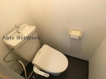 物件内観写真10　(温水洗浄便座付きで付きです。)