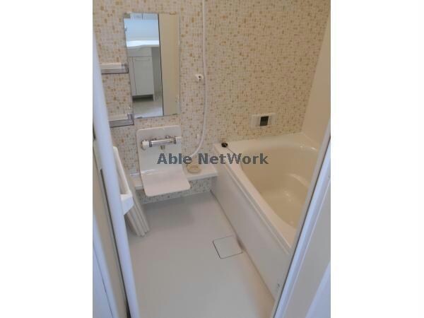 物件内観写真15　(追い焚き機能付き)