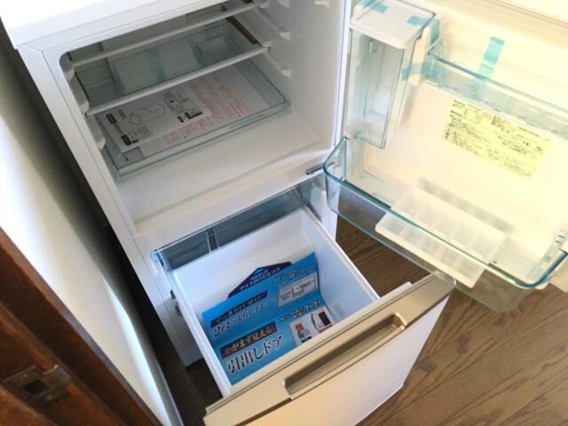 物件内観写真10　(新品の冷蔵庫です。)