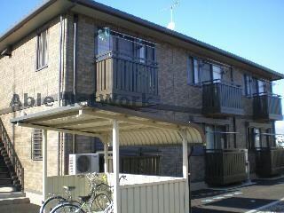 物件外観写真1　(陽当たり良好です。)