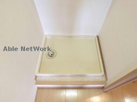 物件内観写真10　(洗濯機置場)