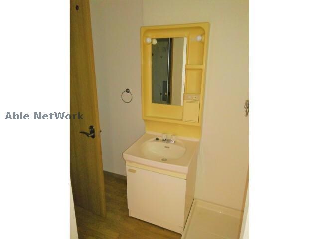 物件内観写真18　(独立洗面台化粧台です)