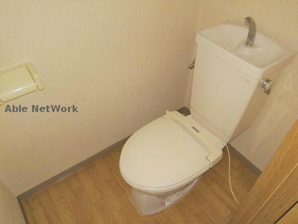 洗面所・脱衣所(暖房便座付きです)