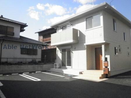 スリーリトルバード(高崎市下小鳥町)外観写真