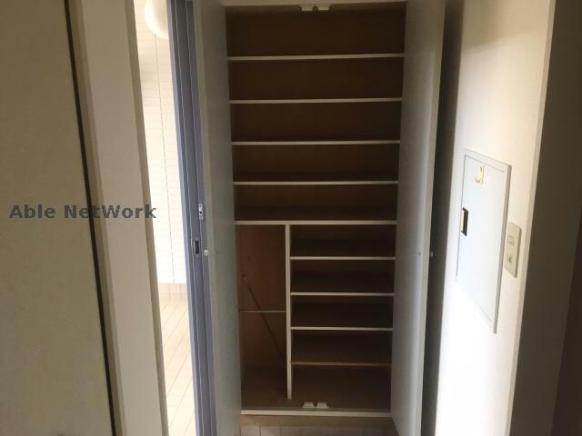 物件内観写真12　(シューズボックスはトールタイプ)