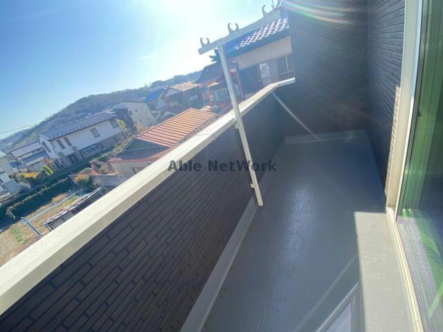 物件内観写真10　(南向きのバルコニー。)