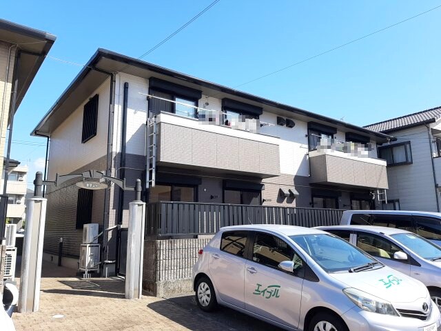 物件外観写真1　(2022年3月撮影)