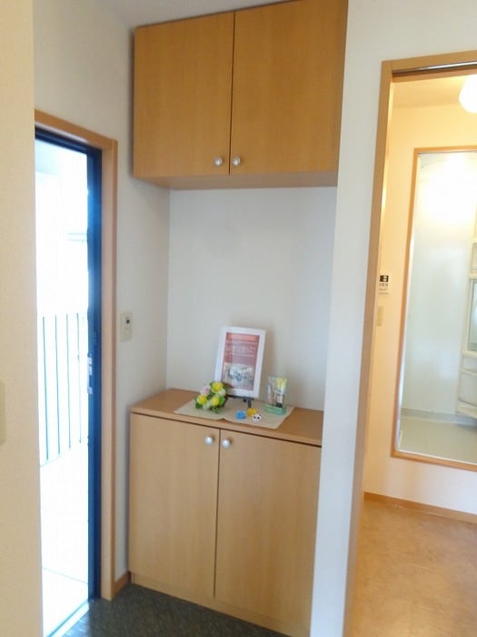 物件内観写真15　(玄関)