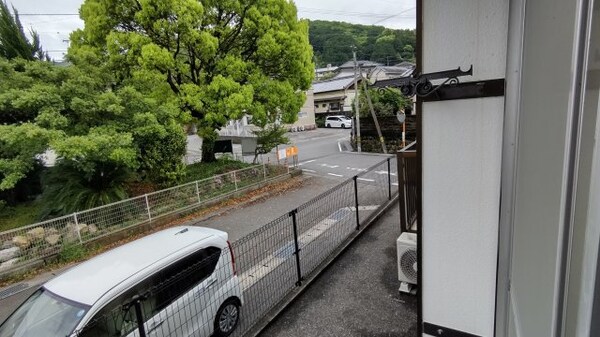 バルコニー(2022年4月撮影※現況を優先致します。)