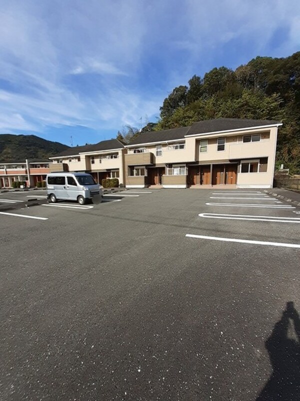 駐車場(駐車場)