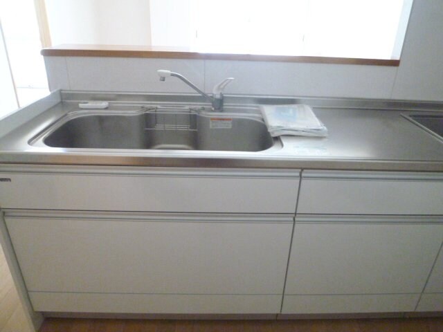 物件内観写真3　(2012年6月撮影)