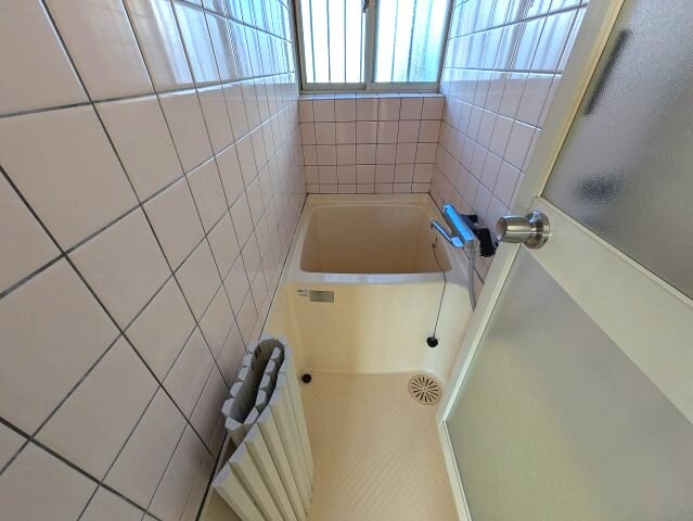 浴室(2025年1月撮影※現況を優先致します。)