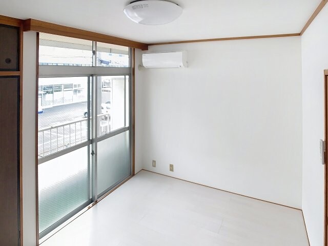 物件内観写真3　(2025年2月撮影)