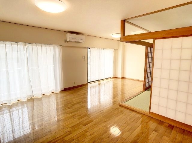 物件内観写真3　(2022年6月撮影)