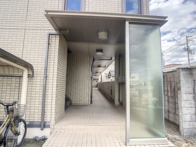 物件外観写真2　(2023年9月撮影)