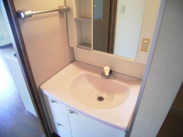 物件内観写真6　(同間取り別室写真です現況を優先します。（201）)