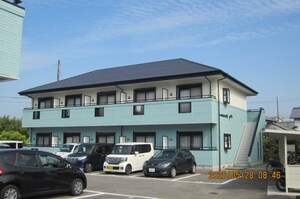 コーポ･スライビング B棟外観写真