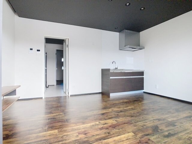 物件内観写真4　(2025年11月撮影※現況を優先します。)